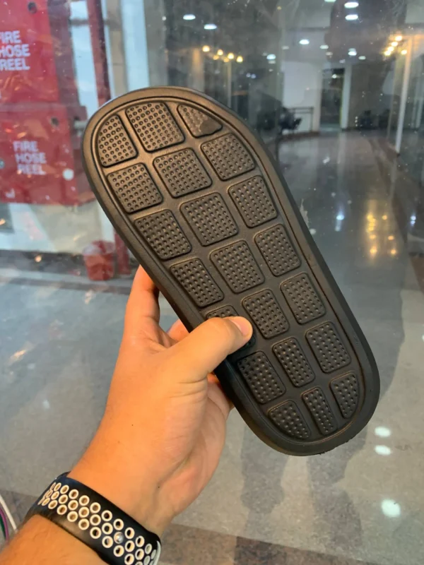⁦شبشب رجالي Adidas اسود⁩ - الصورة ⁦2⁩
