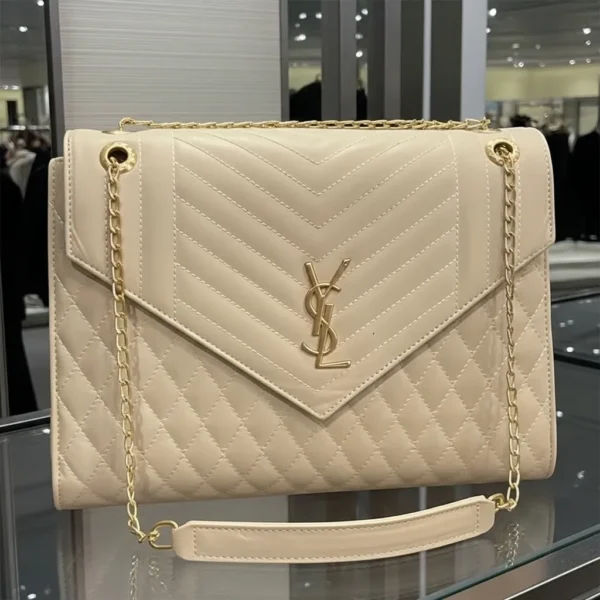 ⁦شنطه حريمي بيج lv⁩ - الصورة ⁦3⁩
